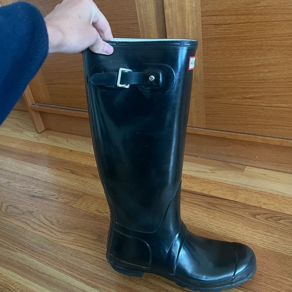 Tall Black Glossy Hunter Rainboots - Picture 2 of 10
